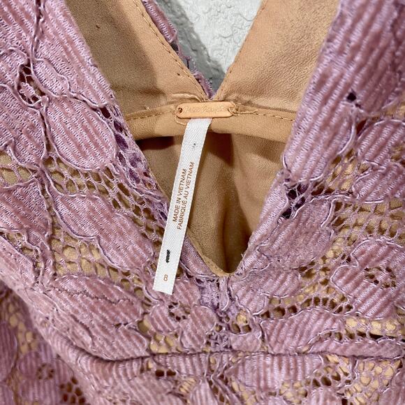 Free People Dangerous Love Pink Lace Corduroy Overlay Mini Dress Size 8 - Picture 7 of 11